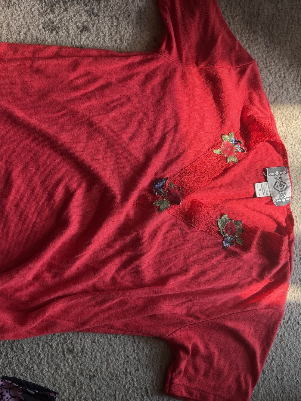Embroidered Red Short Sleeve Tee